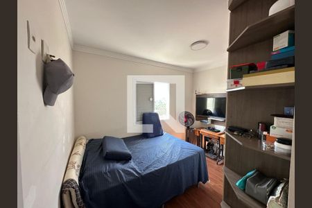 Quarto 1 de apartamento para alugar com 3 quartos, 80m² em Jardim Tupanci, Barueri