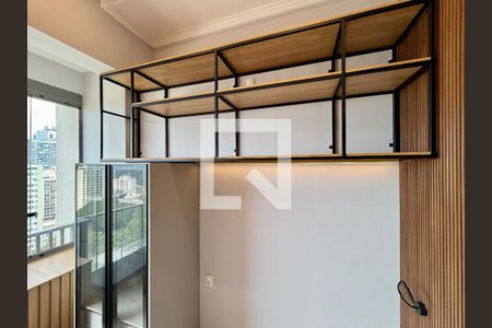 Quarto  de kitnet/studio para alugar com 0 quarto, 26m² em Jardim das Acacias, São Paulo