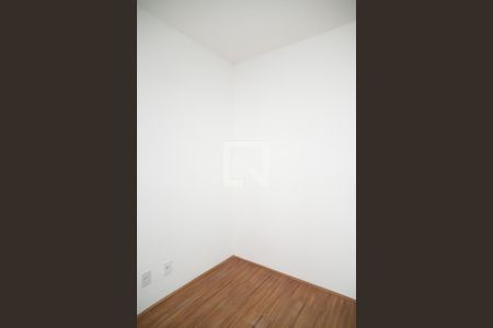 Quarto 1 de apartamento para alugar com 2 quartos, 37m² em Parque Bristol, São Paulo