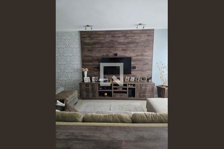 Sala de casa à venda com 2 quartos, 120m² em Jardim Teresa, São Paulo