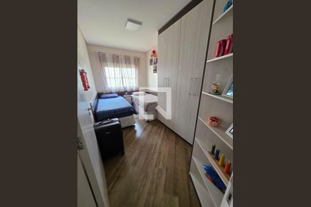 Quarto de casa à venda com 2 quartos, 120m² em Jardim Teresa, São Paulo