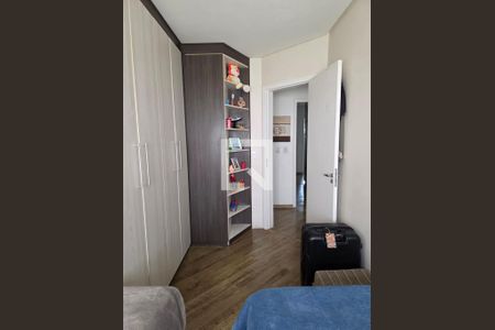 Quarto de casa à venda com 2 quartos, 120m² em Jardim Teresa, São Paulo