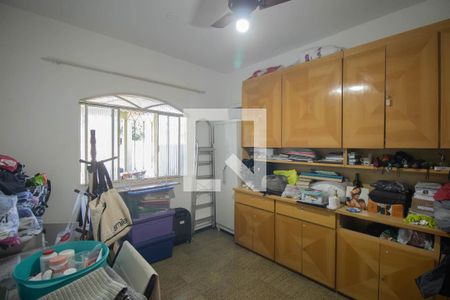 Quarto 1 de casa para alugar com 4 quartos, 2000m² em Santa Luzia, São Gonçalo