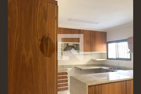 Casa à venda com 3 quartos, 150m² em Lapa, São Paulo