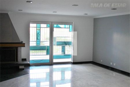 Casa à venda com 4 quartos, 650m² em Bosque da Saúde, São Paulo