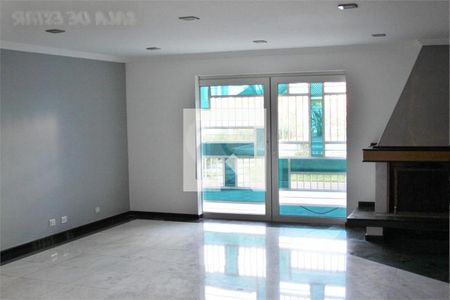 Casa à venda com 4 quartos, 650m² em Bosque da Saúde, São Paulo