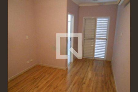 Casa à venda com 3 quartos, 250m² em Vila Guilhermina, São Paulo