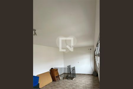 Casa à venda com 4 quartos, 325m² em Água Rasa, São Paulo