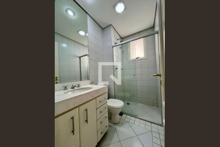 Banheiro de apartamento para alugar com 4 quartos, 260m² em Jardim Fonte do Morumbi, São Paulo