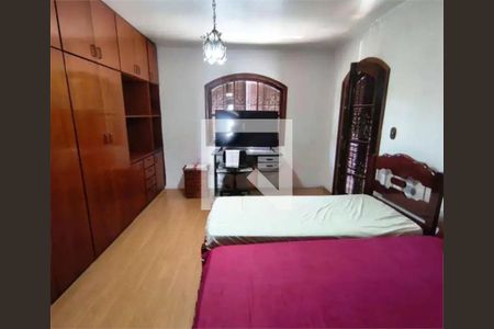 Casa à venda com 3 quartos, 289m² em Vila Nova Savoia, São Paulo