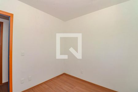 Quarto 1 de apartamento para alugar com 2 quartos, 44m² em Humaitá, Porto Alegre