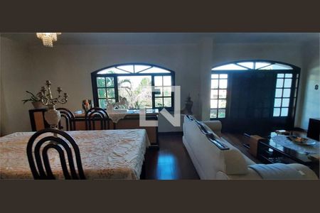Casa à venda com 4 quartos, 560m² em Jardim Sao Caetano, São Caetano do Sul