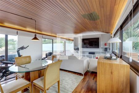 Casa à venda com 4 quartos, 459m² em Jardim dos Estados, São Paulo