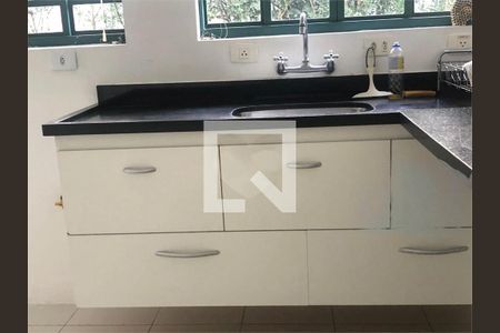 Casa à venda com 3 quartos, 318m² em Jardim Vitoria Regia (Zona Oeste), São Paulo