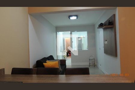 Casa à venda com 3 quartos, 172m² em Jardim Campo Grande, São Paulo