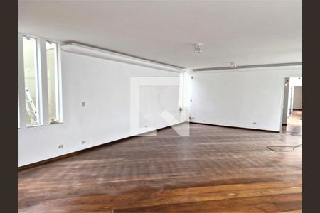 Casa à venda com 4 quartos, 344m² em Granja Julieta, São Paulo