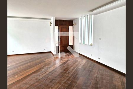 Casa à venda com 4 quartos, 344m² em Granja Julieta, São Paulo