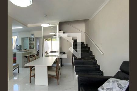 Casa à venda com 3 quartos, 120m² em Jardim Cordeiro, São Paulo