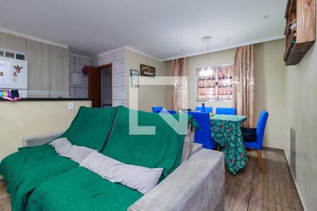 Sala de casa para alugar com 4 quartos, 270m² em Conjunto Habitacional Instituto Adventista, São Paulo