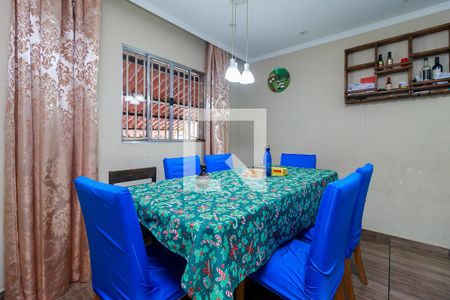 Sala de casa para alugar com 4 quartos, 270m² em Conjunto Habitacional Instituto Adventista, São Paulo