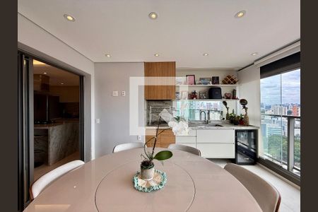 Varanda de apartamento à venda com 3 quartos, 120m² em Santo Amaro, São Paulo