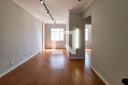 Sala de apartamento à venda com 2 quartos, 71m² em Fátima, Niterói