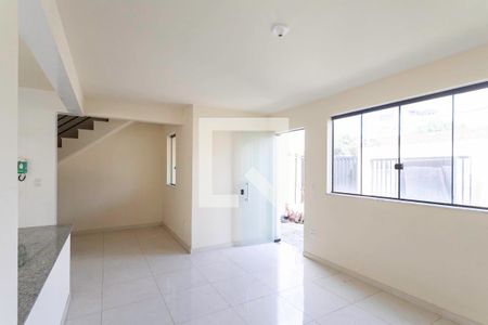 Sala de casa à venda com 2 quartos, 100m² em Paquetá, Belo Horizonte
