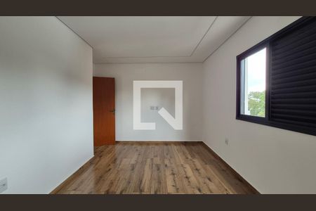 Quarto de casa à venda com 3 quartos, 155m² em Jardim Utinga, Santo André