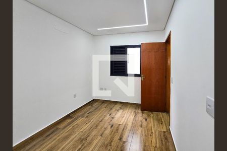 Casa à venda com 3 quartos, 155m² em Jardim Utinga, Santo André