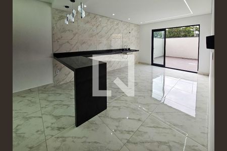 Casa à venda com 3 quartos, 155m² em Jardim Utinga, Santo André