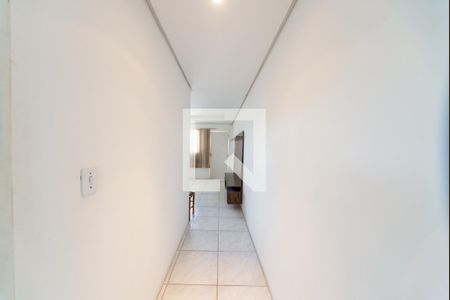 Corredor de apartamento para alugar com 1 quarto, 35m² em Jardim Algarve, Viamão