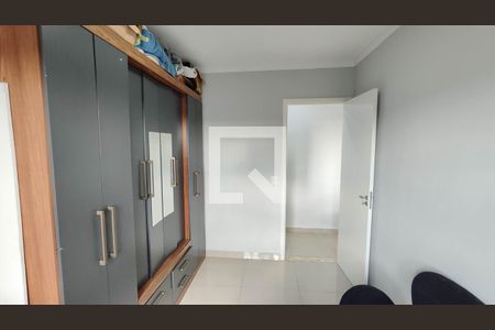 Quarto 1 de apartamento para alugar com 2 quartos, 50m² em Parque Imperial, Ferraz de Vasconcelos