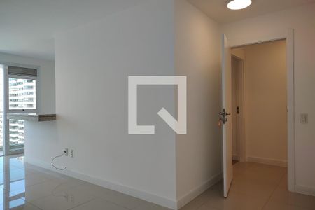 Sala de apartamento para alugar com 2 quartos, 81m² em Barra Olímpica, Rio de Janeiro