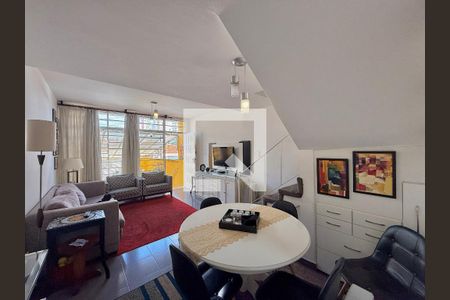 Sala de casa à venda com 3 quartos, 90m² em Jardim Aeroporto, São Paulo