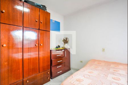 Quarto 1 de casa à venda com 3 quartos, 241m² em Condomínio Maracanã, Santo André