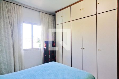 Suíte de casa à venda com 3 quartos, 180m² em Vila Palmeiras, São Paulo