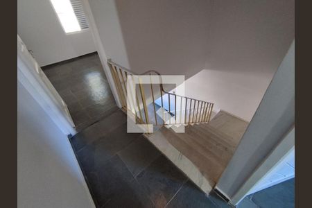 Corredor  de casa à venda com 3 quartos, 90m² em Vila Moinho Velho, São Paulo