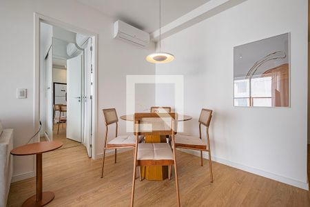 Sala/Cozinha de apartamento para alugar com 1 quarto, 47m² em Jardins, São Paulo