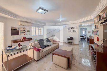 Sala de casa para alugar com 4 quartos, 245m² em Jardim Vila Mariana, São Paulo