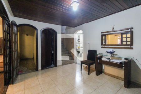 Sala de casa para alugar com 3 quartos, 220m² em Vila Doutor Eiras, São Paulo
