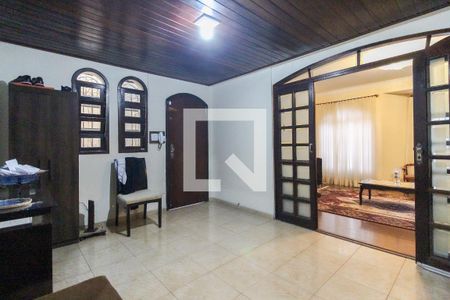 Sala de casa para alugar com 3 quartos, 220m² em Vila Doutor Eiras, São Paulo