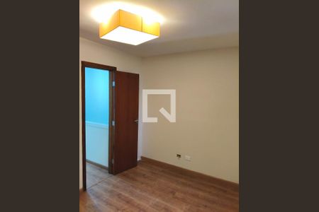 Quarto de casa para alugar com 2 quartos, 90m² em Jardim Ester Yolanda, São Paulo