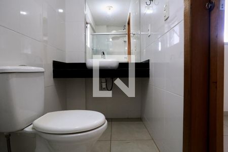 Banheiro da Suíte de apartamento para alugar com 2 quartos, 158m² em Sagrada Família, Belo Horizonte