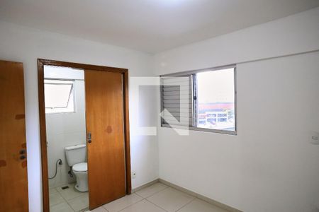 Suíte de apartamento para alugar com 2 quartos, 158m² em Sagrada Família, Belo Horizonte