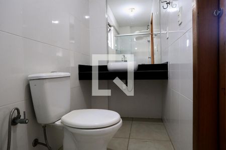 Banheiro da Suíte de apartamento para alugar com 2 quartos, 158m² em Sagrada Família, Belo Horizonte