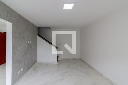 Sala de Estar de casa de condomínio à venda com 3 quartos, 135m² em Vila Romano, São Paulo