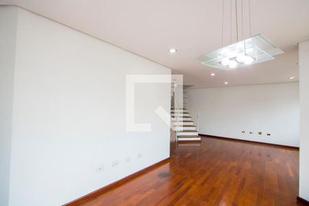 Sala de casa à venda com 3 quartos, 235m² em Jardim Pilar, Santo André