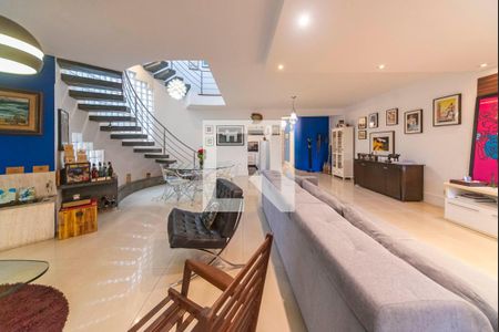 Sala de casa à venda com 4 quartos, 450m² em Vila Eldizia, Santo André