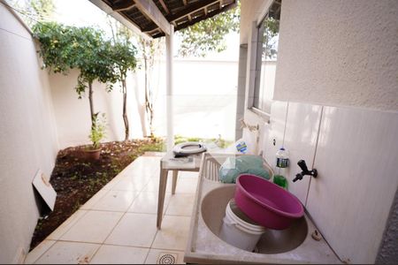 Casa para alugar com 2 quartos, 60m² em Vila Pedroso, Goiânia