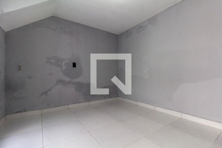 Quarto 1 de casa para alugar com 3 quartos, 80m² em Chácara Seis de Outubro, São Paulo